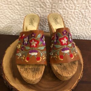 Carlos by Carlos Santana wedge heels